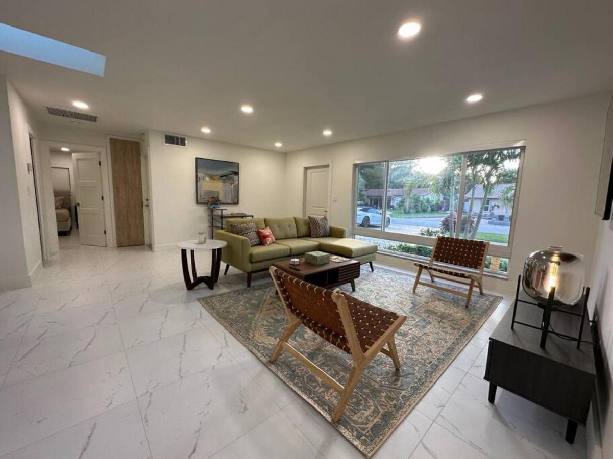The Sun House - 3 Bed, 2 Bath, Private Pool, Fire Pit, Huge Backyard Villa Fort Lauderdale Luaran gambar