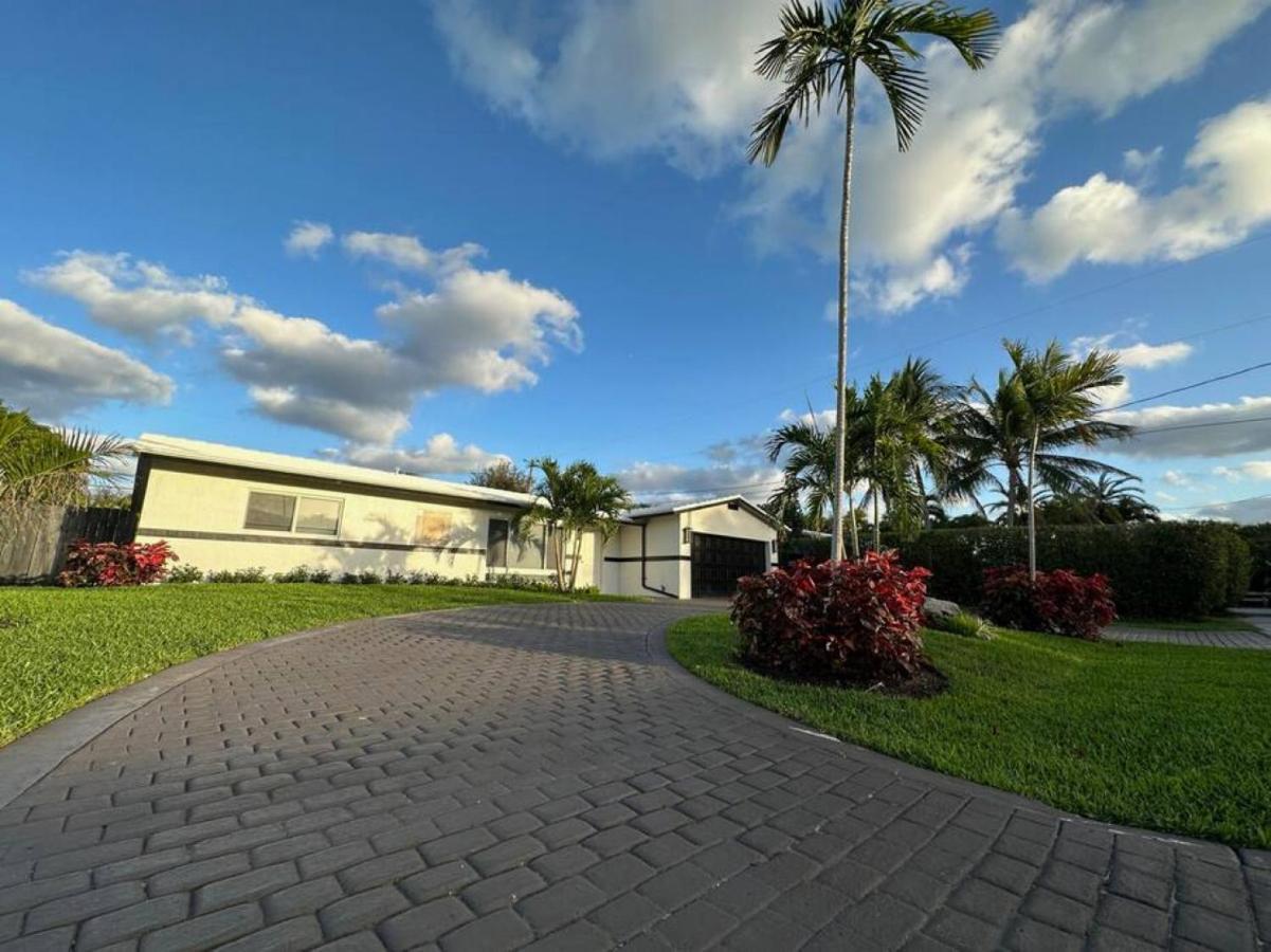 The Sun House - 3 Bed, 2 Bath, Private Pool, Fire Pit, Huge Backyard Villa Fort Lauderdale Luaran gambar