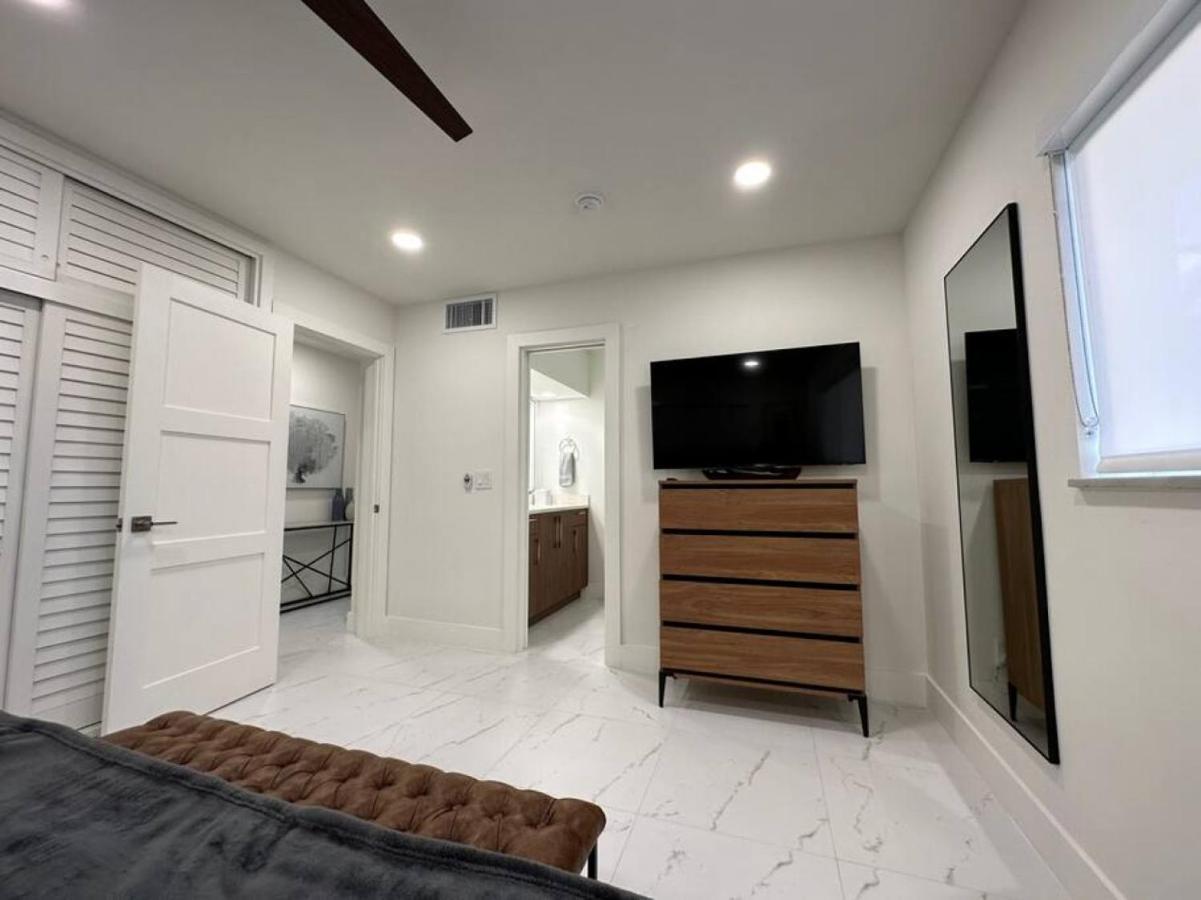 The Sun House - 3 Bed, 2 Bath, Private Pool, Fire Pit, Huge Backyard Villa Fort Lauderdale Luaran gambar